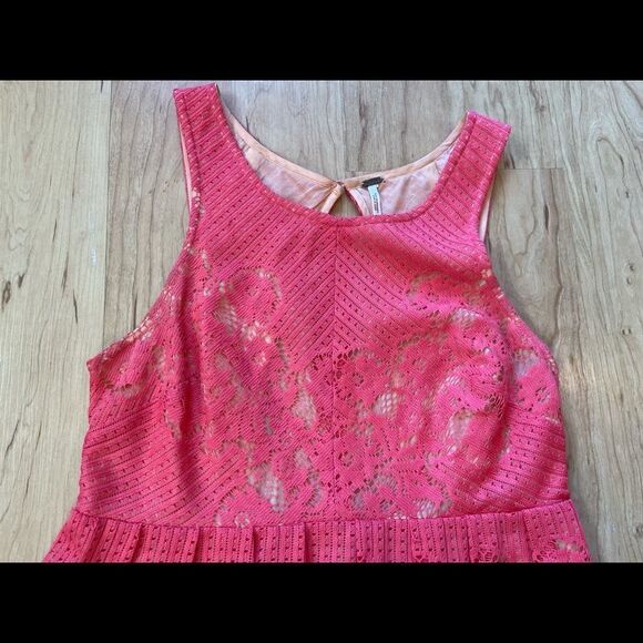 Free People hot pink lace-like patterned dress - Picture 3 of 6